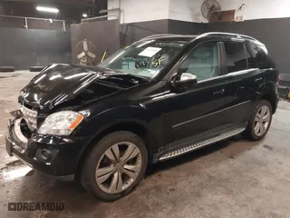 2010 Mercedes-Benz M-Class ML 350 with VIN 4JGBB8GB2AA610868, listed as a IAAI auction lot 41714432 with 70,506 mi miles. Bid and sale history available at carsss.com. Image 17.