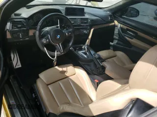 2015 BMW M4 z VIN WBS3U9C55FJ968278, wystawiony jako Copart lot #54518185 z przebiegiem 87 716 mil mil oraz Szkoda całkowita • Salvage title. Historia ofert i sprzedaży dostępna na DreamBid. Obrazek 8.