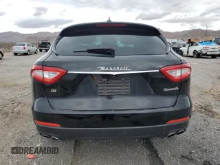 2018 Maserati Levante with VIN ZN661XUA6JX292084, listed as a Copart auction lot 39406264 with 44,039 mi miles. Bid and sale history available at carsss.com. Image 6.