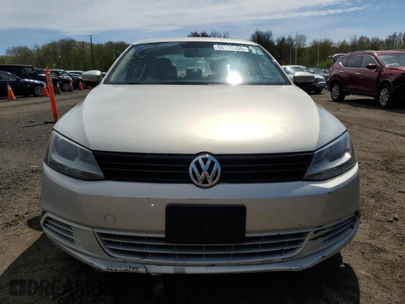 2011 Volkswagen Jetta SE z VIN 3VWDZ7AJ4BM316537, wystawiony jako Copart lot #55170355 z przebiegiem 185 265 mil mil oraz Czysty tytuł • Clean title. Historia ofert i sprzedaży dostępna na DreamBid. Obrazek 5.