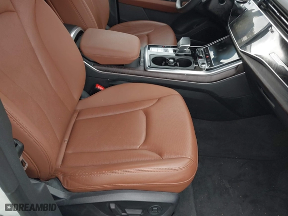 2021 Audi Q8 Prestige with VIN WA1FVAF13MD008507, listed as a IAAI auction lot 41725785 with 72,749 mi miles. Bid and sale history available at carsss.com. Image 5.