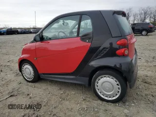 2014 Smart fortwo Pure with VIN WMEEJ3BA9EK739617, listed as a Copart auction lot 51645335 with 47,428 mi miles and Clean title. Bid and sale history available at DreamBid. Image 2.