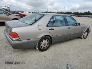 1995 Mercedes-Benz S 320 z VIN WDBGA33E1SA256213, wystawiony jako Copart lot #81800594 z przebiegiem 90 630 mil mil oraz Szkoda całkowita • Salvage title. Historia ofert i sprzedaży dostępna na DreamBid. Obrazek 3.