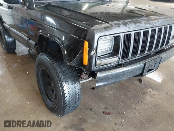 1998 Jeep Cherokee Sport with VIN 1J4FJ68SXWL281659, listed as a IAAI auction lot 42208563 with 203,992 mi miles and . Bid and sale history available at DreamBid. Image 6.