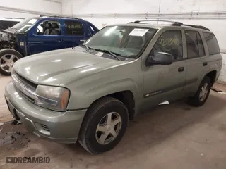 2004 Chevrolet TrailBlazer LS with VIN 1GNDT13S542393068, listed as a IAAI auction lot 42073895 with 177,163 mi miles. Bid and sale history available at carsss.com. Image 2.