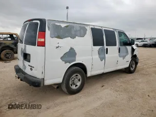 2006 Chevrolet Express Cargo z VIN 1GCGG25V861133375, wystawiony jako Copart lot #57604095 z przebiegiem 224 805 mil mil oraz Szkoda całkowita • Salvage title. Historia ofert i sprzedaży dostępna na DreamBid. Obrazek 3.