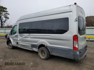 2015 Ford Transit XL z VIN 1FBVU4XG3FKA36240, wystawiony jako Copart lot #49159275 z przebiegiem 123 852 mil mil oraz Szkody całkowita. Historia ofert i sprzedaży dostępna na DreamBid. Obrazek 2.