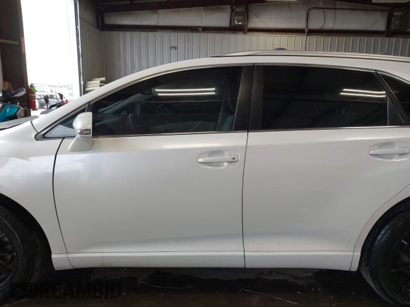 2015 Toyota Venza LE with VIN 4T3BA3BB8FU071568, listed as a IAAI auction lot 42416357 with 135,125 mi miles and . Bid and sale history available at DreamBid. Image 14.