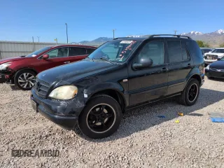 1999 Mercedes-Benz M 320/430/500 z VIN 4JGAB72E7XA094491, wystawiony jako Copart lot #57490025 z przebiegiem 194 406 mil mil oraz Szkoda całkowita • Salvage title. Historia ofert i sprzedaży dostępna na DreamBid. Obrazek 1.