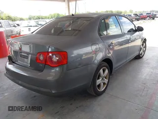 2007 Volkswagen Jetta 2.5 with VIN 3VWPF71K47M071552, listed as a IAAI auction lot 42536782 with 215,782 mi miles and . Bid and sale history available at DreamBid. Image 4.