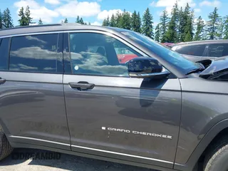 2024 Jeep Grand Cherokee Limited with VIN 1C4RJKBG4R8605017, listed as a IAAI auction lot 42660428 with 24,391 mi miles and . Bid and sale history available at DreamBid. Image 13.