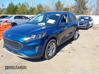 2020 Ford Escape SE z VIN 1FMCU9G64LUB00871, wystawiony jako IAAI lot #41763376 z przebiegiem 89 711 mil mil oraz . Historia ofert i sprzedaży dostępna na DreamBid. Obrazek 17.