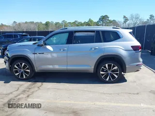 2024 Volkswagen Atlas SEL Premium R-Line с VIN 1V2FR2CA4RC591508, выставлен на аукционе IAAI как лот 41660452 с пробегом 1 783 миль миль и . История ставок и продаж доступна на DreamBid. Изображение 15.