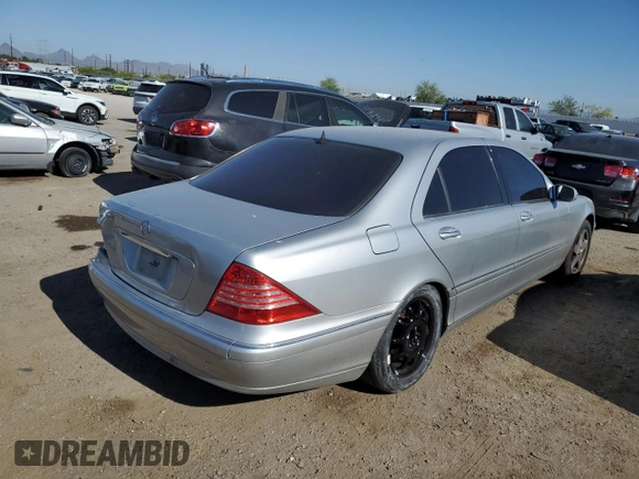 2005 Mercedes-Benz S-Class 4.3L with VIN WDBNG70J55A455669, listed as a Copart auction lot 54768404 with 190,010 mi miles and Salvage Title. Bid and sale history available at carsss.com. Image 3.