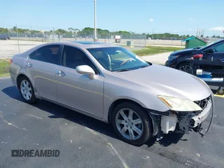 2008 Lexus ES 330 z VIN JTHBJ46G482226137, wystawiony jako IAAI lot #42282608 z przebiegiem 69 155 mil mil oraz . Historia ofert i sprzedaży dostępna na DreamBid. Obrazek 1.