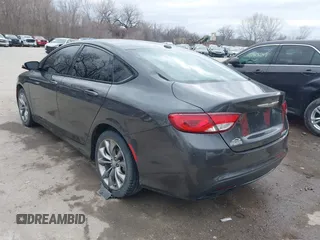 2015 Chrysler 200 S with VIN 1C3CCCBB2FN542480, listed as a IAAI auction lot 41749285 with 164,316 mi miles. Bid and sale history available at carsss.com. Image 3.