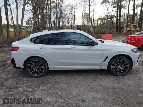 2023 BMW X4 M40i with VIN 5UX43DT02P9T17357, listed as a IAAI auction lot 41683916 with 25,954 mi miles and . Bid and sale history available at DreamBid. Image 12.