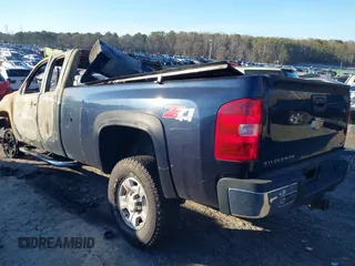 2008 Chevrolet Silverado 3500HD with VIN 1GCHC396X8E148691, listed as a IAAI auction lot 41600724 with Not Provided miles and . Bid and sale history available at DreamBid. Image 3.
