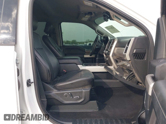2019 Ford F-250 XL z VIN 1FT7W2BT8KEC07418, wystawiony jako IAAI lot #42261333 z przebiegiem 99 816 mil mil oraz . Historia ofert i sprzedaży dostępna na DreamBid. Obrazek 5.
