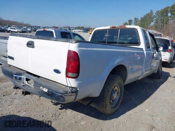 2001 Ford Super Duty F-250 XL with VIN 1FTNX20F91EB78284, listed as a IAAI auction lot 41480709 with 360,885 mi miles. Bid and sale history available at carsss.com. Image 4.