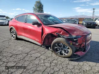 2024 Ford Mustang Mach-E Select z VIN 3FMTK1S54RMA05228, wystawiony jako Copart lot #50657025 z przebiegiem 3 420 mil mil oraz Szkoda całkowita • Salvage title. Historia ofert i sprzedaży dostępna na DreamBid. Obrazek 4.