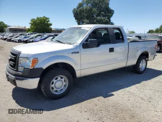 2014 Ford F-150 XL с VIN 1FTEX1CM3EKF95153, выставлен на аукционе Copart как лот 56642125 с пробегом 178 844 миль миль и Списание • Salvage title. История ставок и продаж доступна на DreamBid. Изображение 1.