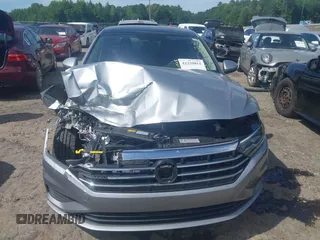 2020 Volkswagen Jetta S with VIN 3VWCB7BU3LM003750, listed as a IAAI auction lot 42259811 with 34,418 mi miles and . Bid and sale history available at DreamBid. Image 12.