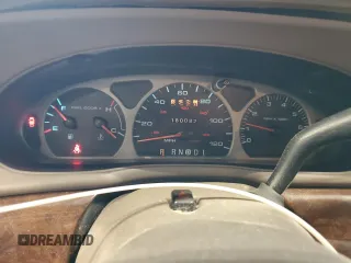 1999 Mercury Sable GS with VIN 1MEFM50U8XG639290, listed as a Copart auction lot 63098155 with 180,082 mi miles and Clean title. Bid and sale history available at DreamBid. Image 9.