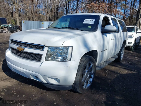 2010 Chevrolet Suburban LT with VIN 1GNUKJE36AR132205, listed as a IAAI auction lot 41447650 with 179,151 mi miles. Bid and sale history available at carsss.com. Image 17.