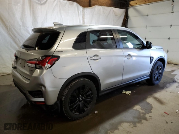 2022 Mitsubishi Outlander ES with VIN JA4ARUAU3NU021423, listed as a Copart auction lot 51933915 with 57,498 mi miles and Salvage title. Bid and sale history available at DreamBid. Image 3.