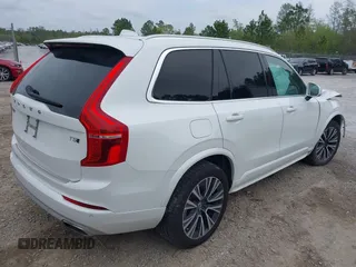 2020 Volvo XC90 Momentum with VIN YV4102PK4L1549137, listed as a IAAI auction lot 41899599 with 91,773 mi miles. Bid and sale history available at carsss.com. Image 4.