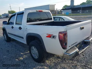 2008 Chevrolet Colorado LT w/1LT with VIN 1GCDT33E888218606, listed as a IAAI auction lot 42033908 with 245,603 mi miles. Bid and sale history available at carsss.com. Image 3.