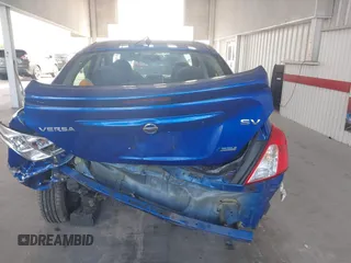 2014 Nissan Versa SV with VIN 3N1CN7AP0EL866801, listed as a IAAI auction lot 41422470 with 162,580 mi miles. Bid and sale history available at carsss.com. Image 17.