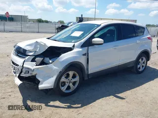 2014 Ford Escape SE with VIN 1FMCU0G93EUD22536, listed as a IAAI auction lot 42045733 with 145,983 mi miles. Bid and sale history available at carsss.com. Image 17.