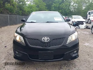 2011 Toyota Camry LE z VIN 4T1BF3EK3BU744766, wystawiony jako IAAI lot #42348183 z przebiegiem 178 304 mil mil oraz . Historia ofert i sprzedaży dostępna na DreamBid. Obrazek 12.