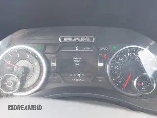 2019 Ram 2500 Laramie with VIN 3C6UR5FL1KG615300, listed as a IAAI auction lot 41820765 with 103,645 mi miles. Bid and sale history available at carsss.com. Image 7.