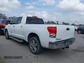 2007 Toyota Tundra Limited z VIN 5TFRV58167X016644, wystawiony jako IAAI lot #41694958 z przebiegiem 233 429 mil mil oraz . Historia ofert i sprzedaży dostępna na DreamBid. Obrazek 14.