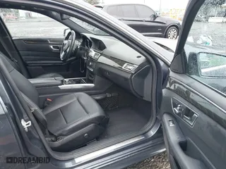 2016 Mercedes-Benz E-Class E 350 Sport with VIN WDDHF5KB7GB281277, listed as a IAAI auction lot 41058388 with 70,993 mi miles. Bid and sale history available at carsss.com. Image 5.