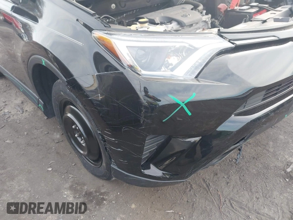 2018 Toyota RAV4 LE with VIN 2T3BFREVXJW711993, listed as a IAAI auction lot 41904430 with 190,191 mi miles. Bid and sale history available at carsss.com. Image 6.