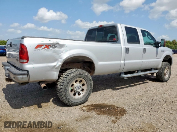 2006 Ford F-250 XL with VIN 1FTSW21P46EA13683, listed as a Copart auction lot 61142045 with 164,699 mi miles and Salvage title. Bid and sale history available at DreamBid. Image 3.