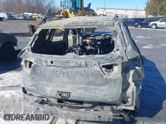 2019 Jeep Compass Latitude with VIN 3C4NJDBB3KT760907, listed as a IAAI auction lot 40654559 with 103,155 mi miles and . Bid and sale history available at DreamBid. Image 17.