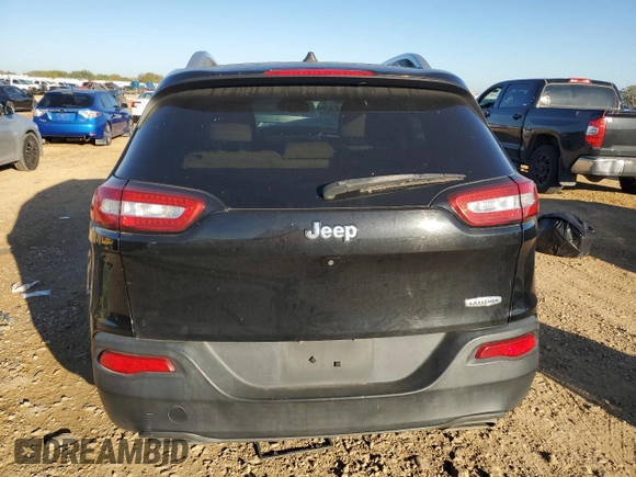 2017 Jeep Cherokee Latitude with VIN 1C4PJLCS3HW547640, listed as a Copart auction lot 83420164 with Not Provided miles and Clean Title. Bid and sale history available at carsss.com. Image 6.