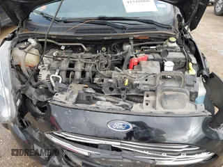 2019 Ford Fiesta SE z VIN 3FADP4BJ7KM158142, wystawiony jako IAAI lot #41510806 z przebiegiem 55 315 mil mil oraz . Historia ofert i sprzedaży dostępna na DreamBid. Obrazek 10.