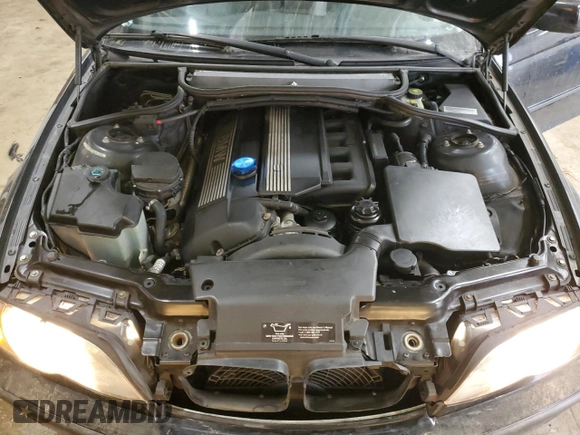 2005 BMW 3 Series 325xi with VIN WBAEU33455PR19451, listed as a Copart auction lot 85148034 with 194,017 mi miles and Salvage Title. Bid and sale history available at carsss.com. Image 13.