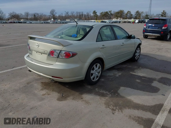 2006 Mazda 6 i with VIN 1YVFP80C665M21354, listed as a IAAI auction lot 41698565 with 155,313 mi miles. Bid and sale history available at carsss.com. Image 4.