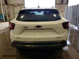 2025 Chevrolet Trax ACTIV with VIN KL77LKEP1SC094234, listed as a Copart auction lot 51411185 with 7,402 mi miles and Salvage Title. Bid and sale history available at carsss.com. Image 6.