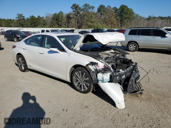 2021 Lexus ES with VIN 58ADA1C18MU008925, listed as a Copart auction lot 43796795 with 54,068 mi miles and Salvage Title. Bid and sale history available at carsss.com. Image 4.