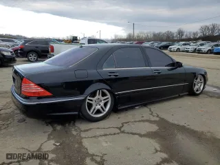 2006 Mercedes-Benz S-Class 5.0L with VIN WDBNG75JX6A483817, listed as a Copart auction lot 44381565 with 0 mi miles and Non Repairable. Bid and sale history available at carsss.com. Image 3.