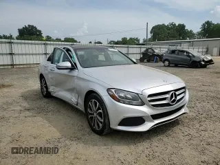 2016 Mercedes-Benz C 300 Luxury с VIN 55SWF4KB3GU138219, выставлен на аукционе Copart как лот 62277615 с пробегом 130 761 миль миль и Списание • Salvage title. История ставок и продаж доступна на DreamBid. Изображение 13.