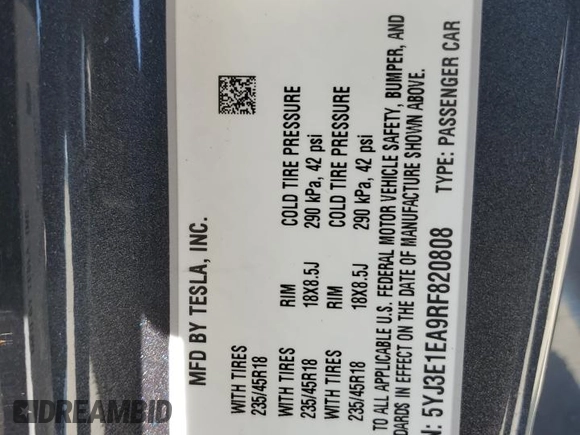 2024 Tesla Model 3 z VIN 5YJ3E1EA9RF820808, wystawiony jako Copart lot #51255605 z przebiegiem 12 216 mil mil oraz Szkody całkowita. Historia ofert i sprzedaży dostępna na DreamBid. Obrazek 14.